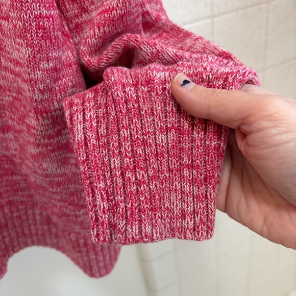 GAP Women's Thick V-Neck Sweater Red and White 100% Cotton Medium fit like Large - Picture 4 of 8